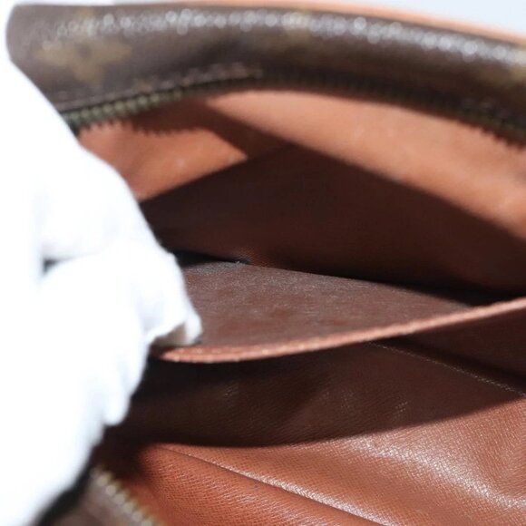 LOUIS VUITTON Monogram Compiegne 28 Clutch Bag M51845 LV Auth 128348 - Picture 12 of 16